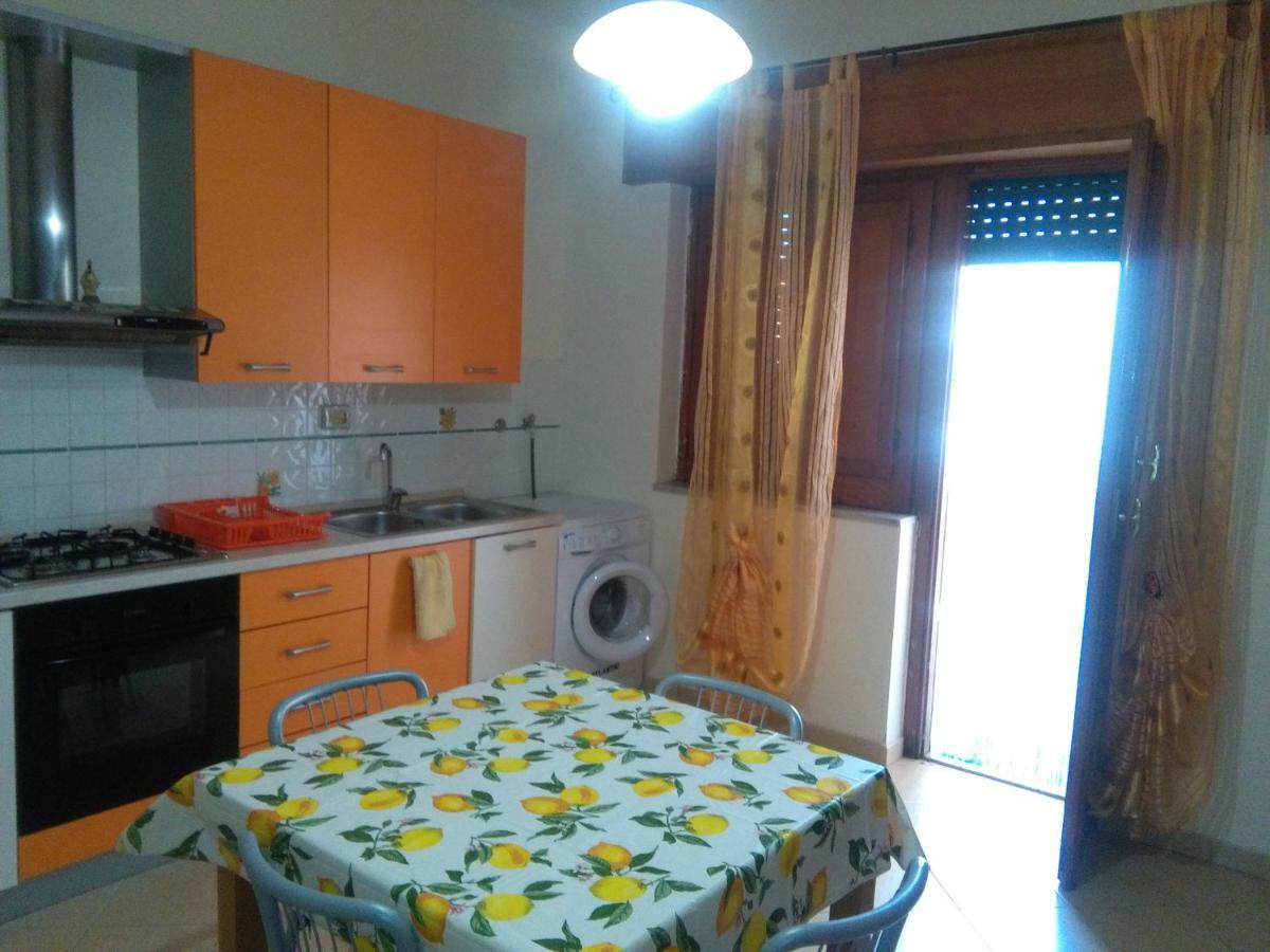 Arena Bed & Breakfast Bagheria Bagian luar foto